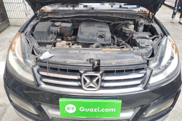 Used JMC Yusheng S350 2013 2.4T Automatic 2WD Diesel Luxury Edition 5 Seats Engine Bay