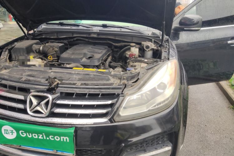Used JMC Yusheng S350 2013 2.4T Automatic 2WD Diesel Luxury Edition 5 Seats Engine Bay Left