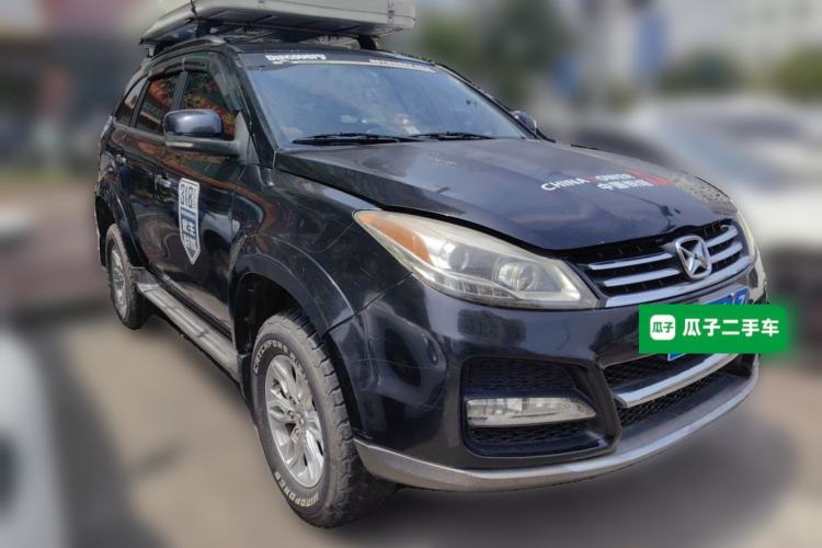 Used JMC Yusheng S350 2013 2.4T Automatic 2WD Diesel Ultra-Luxury 5-Seater Front Right 45 Deg