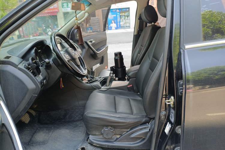 Used JMC Yusheng S350 2013 2.4T Automatic 4x4 Diesel Luxury 5-Seater Left Front Seat