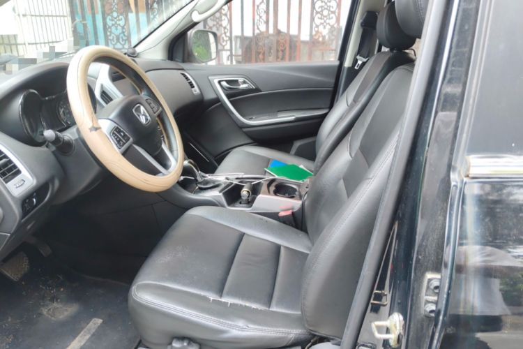 Used JMC Yusheng S350 2013 2.4T Automatic 2WD Diesel Luxury Edition 5 Seats Left Front Seat
