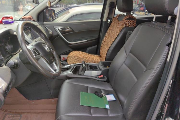 Used JMC Yusheng S350 2013 2.4T Automatic 2WD Diesel Ultra-Luxury 5-Seater Left Front Seat
