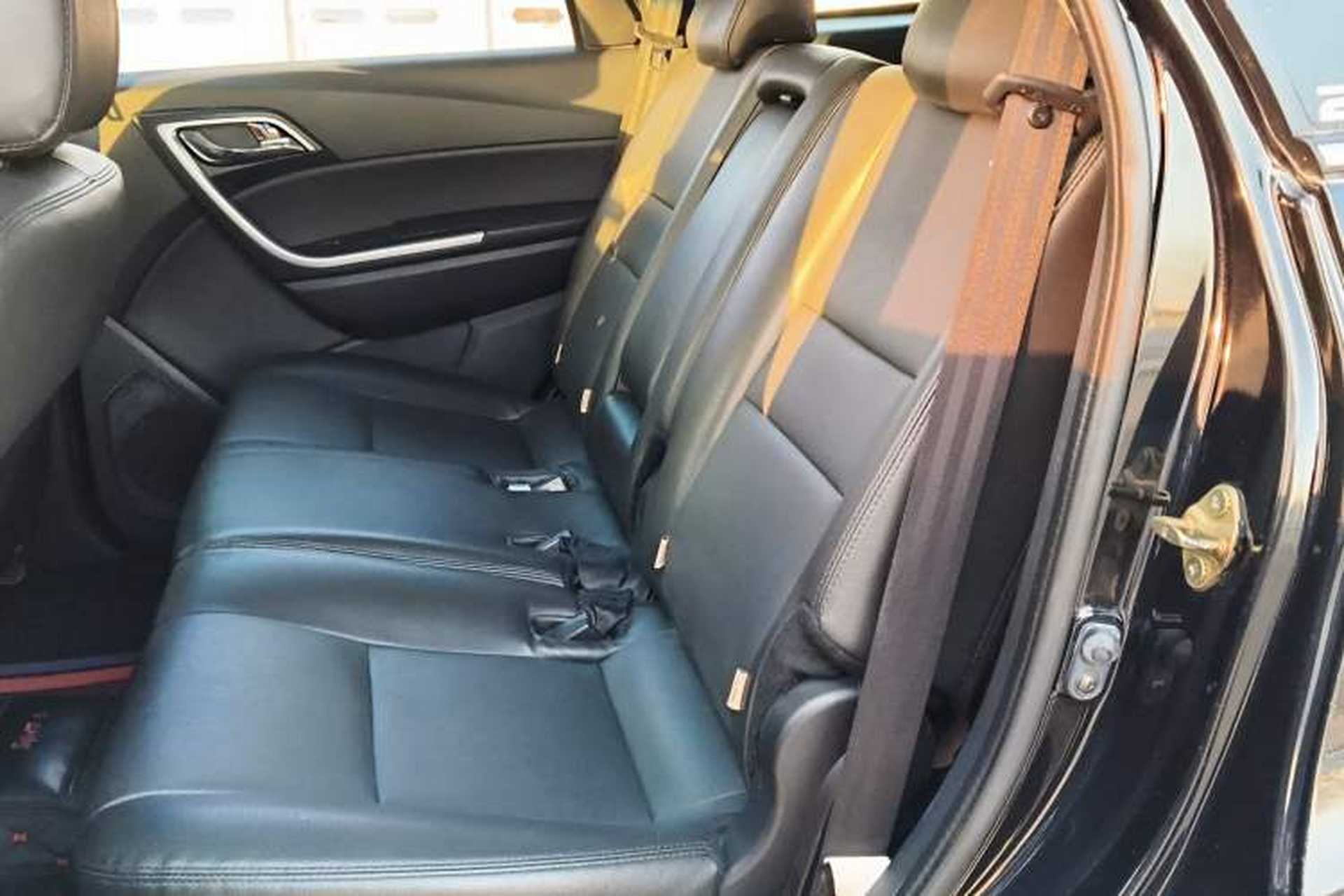Used JMC Yusheng S350 2013 2.4T Manual Two-Wheel Drive Diesel Ultra-Luxury 5-Seater Left Rear Seat