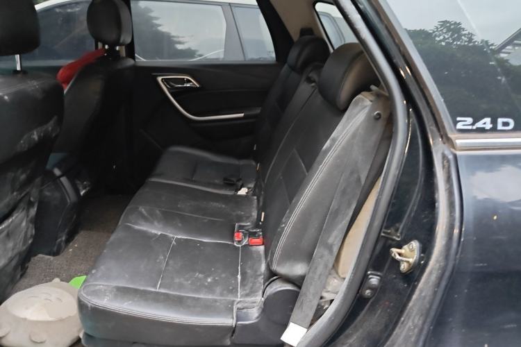 Used JMC Yusheng S350 2013 2.4T Automatic 2WD Diesel Luxury 7-Seater Left Rear Seat