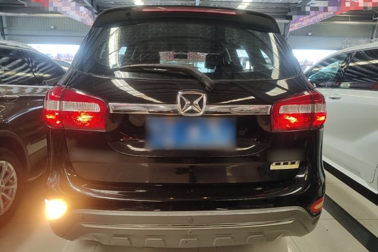 Used JMC Yusheng S350 2013 2.4T Automatic 2WD Diesel Luxury Edition 5 Seats Rear