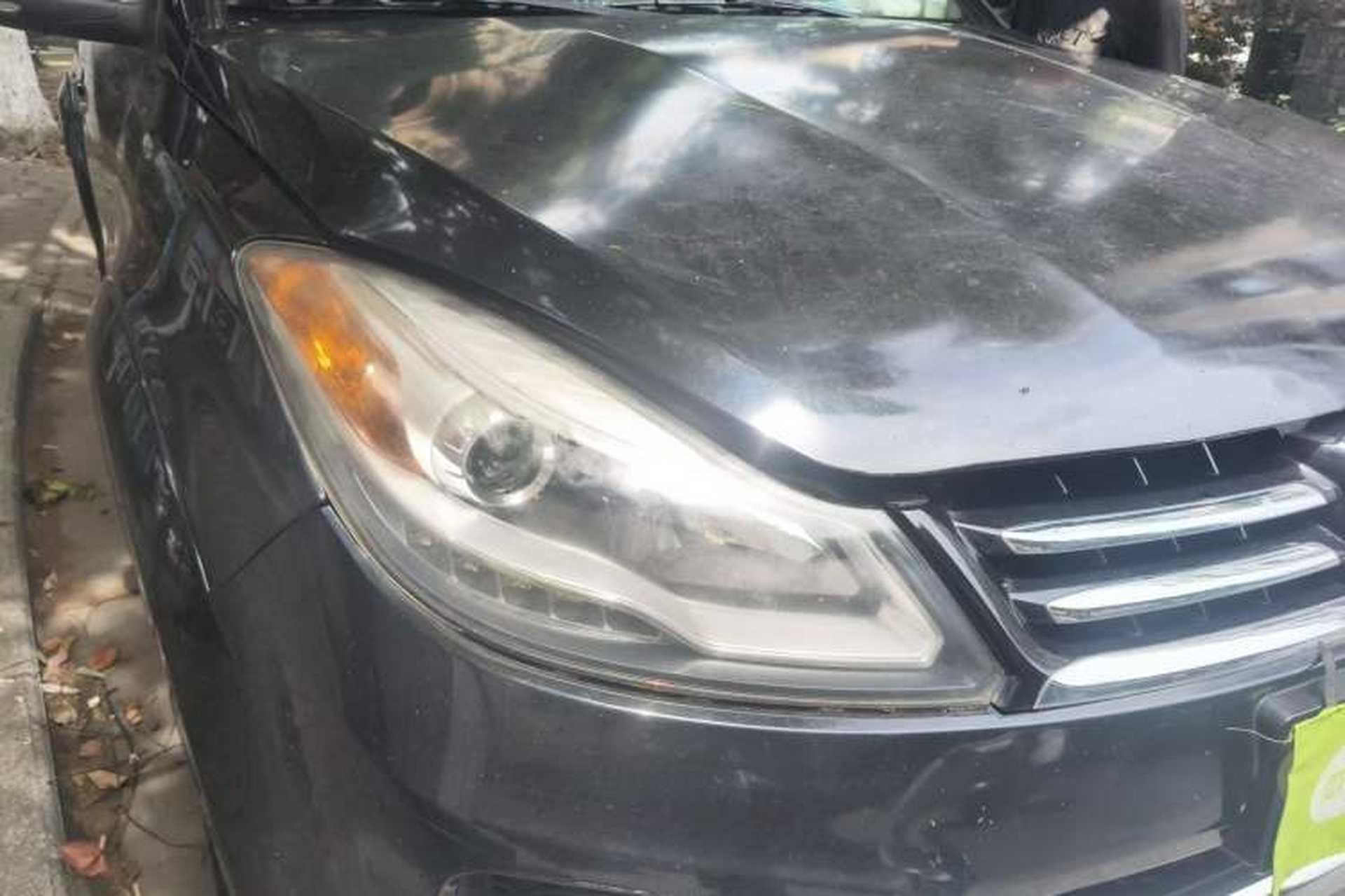 Used JMC Yusheng S350 2013 2.4T Automatic 2WD Diesel Luxury Edition 5 Seats Right Front Headlight