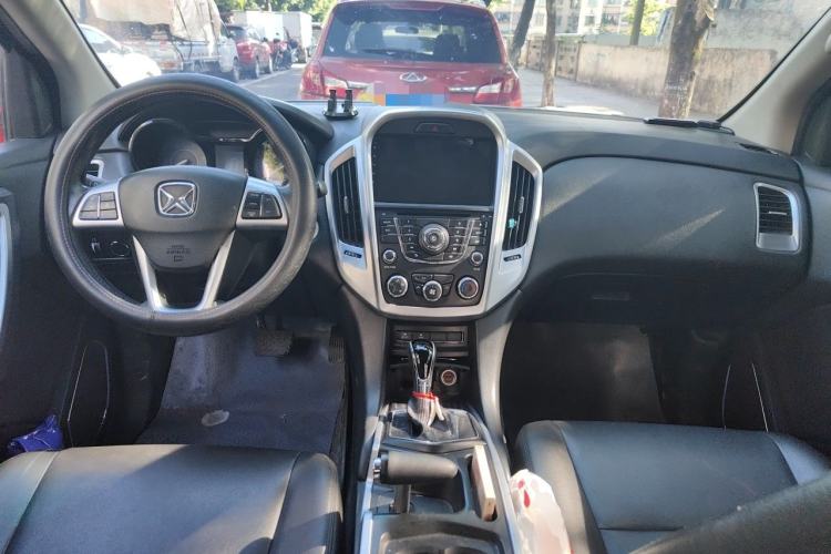 Used JMC Yusheng S350 2013 2.4T Automatic 2WD Diesel Ultra-Luxury 7-Seater Center Console