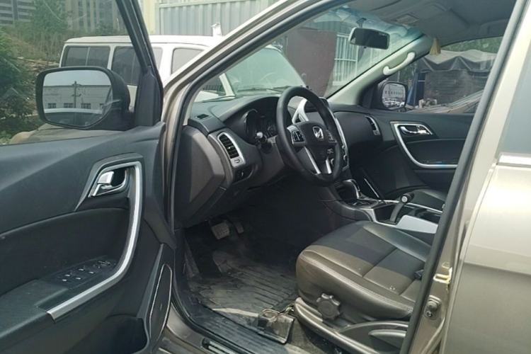 Used JMC Yusheng S350 2013 2.4T Automatic 2WD Diesel Luxury Edition 5 Seats Driver Seat