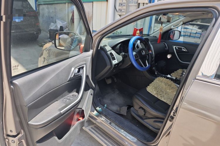 Used JMC Yusheng S350 2013 2.4T Automatic 2WD Diesel Luxury Edition 5 Seats Driver Seat