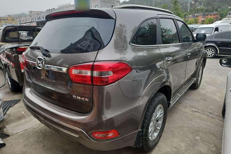 Used JMC Yusheng S350 2013 2.4T Manual Two-Wheel Drive Diesel Ultra-Luxury 7-Seater Exterior 3
