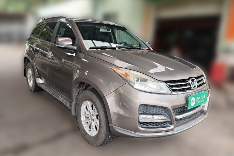 Used JMC Yusheng S350 2013 2.4T Automatic 2WD Diesel Luxury Edition 5 Seats Front Right 45 Deg