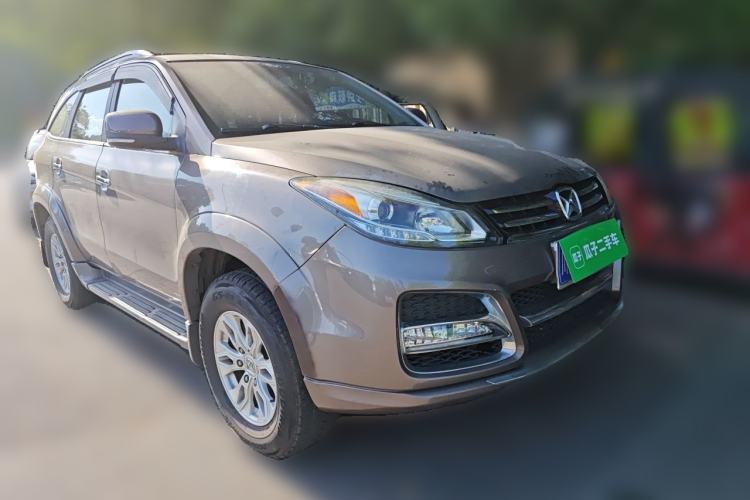 Used JMC Yusheng S350 2013 2.4T Automatic 4x4 Diesel Ultra-Luxury 7-Seater Front Right 45 Deg