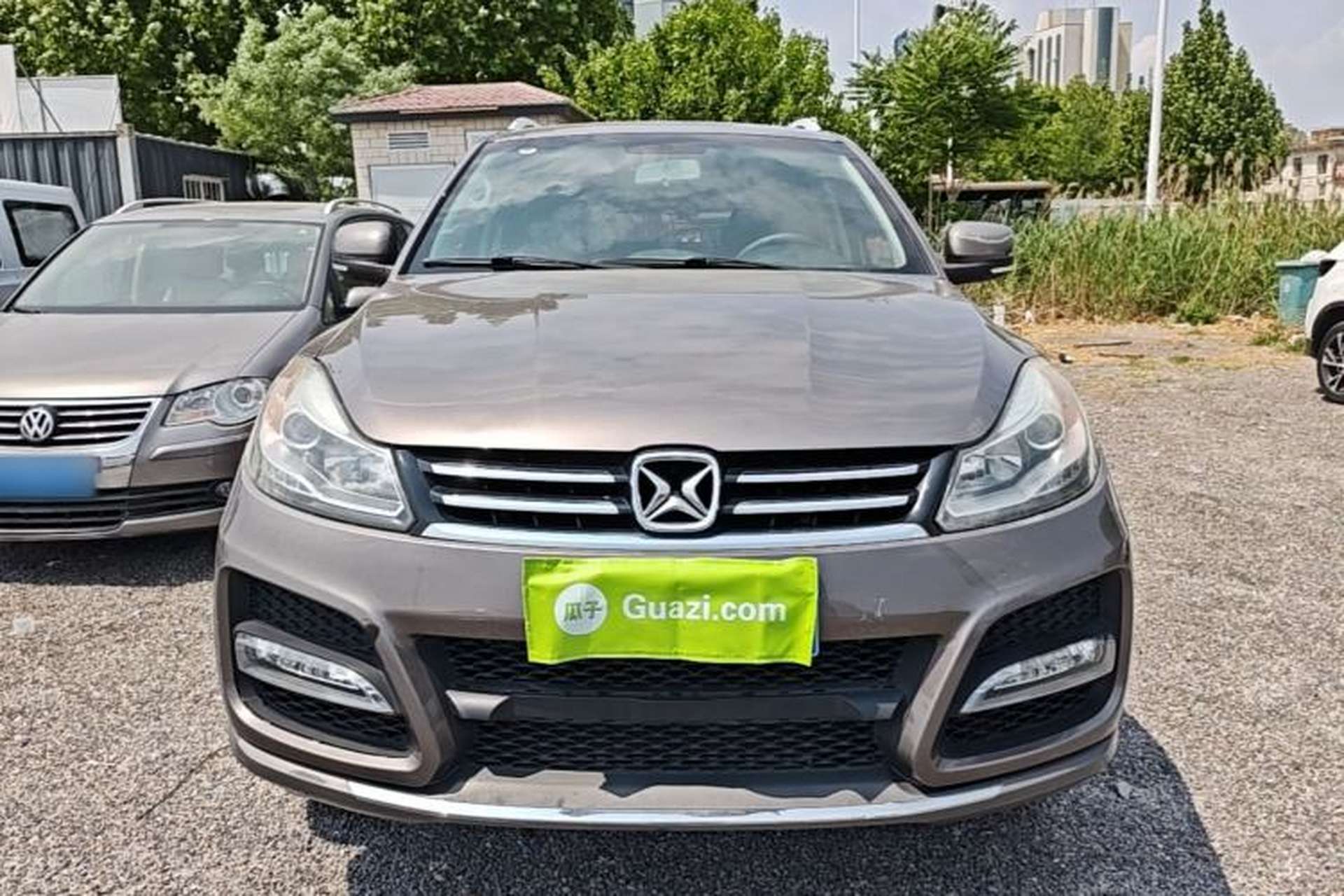 Used JMC Yusheng S350 2013 2.4T Automatic 2WD Diesel Luxury Edition 5 Seats Front