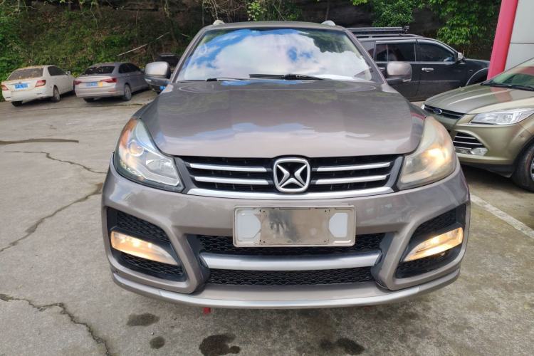 Used JMC Yusheng S350 2013 2.4T Automatic 2WD Diesel Ultra-Luxury 7-Seater Front