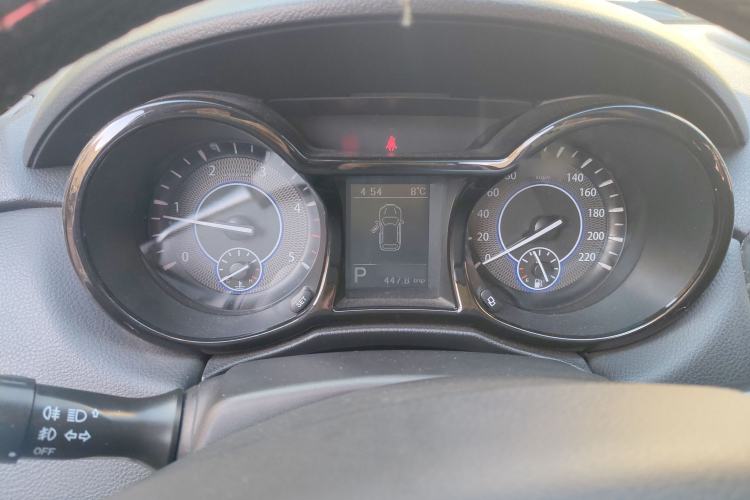 Used JMC Yusheng S350 2013 2.4T Automatic 2WD Diesel Luxury Edition 5 Seats Instrument Cluster