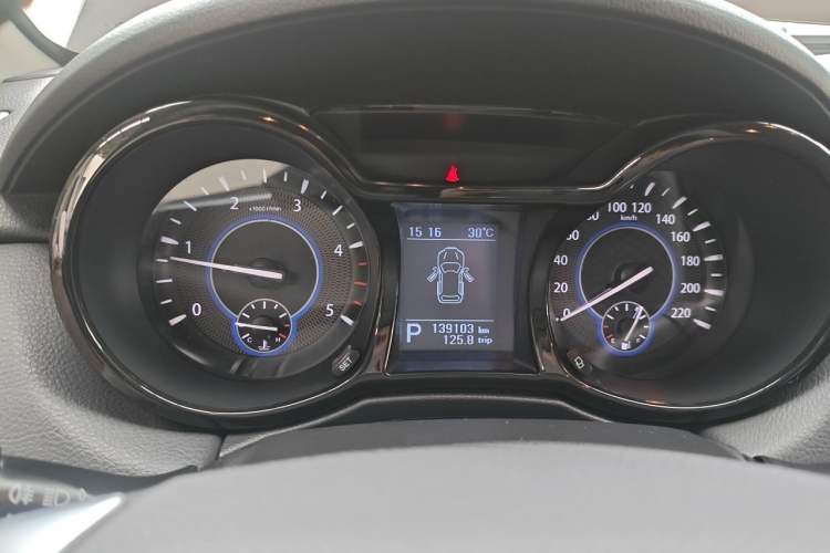 Used JMC Yusheng S350 2013 2.4T Automatic 2WD Diesel Luxury Edition 5 Seats Instrument Cluster