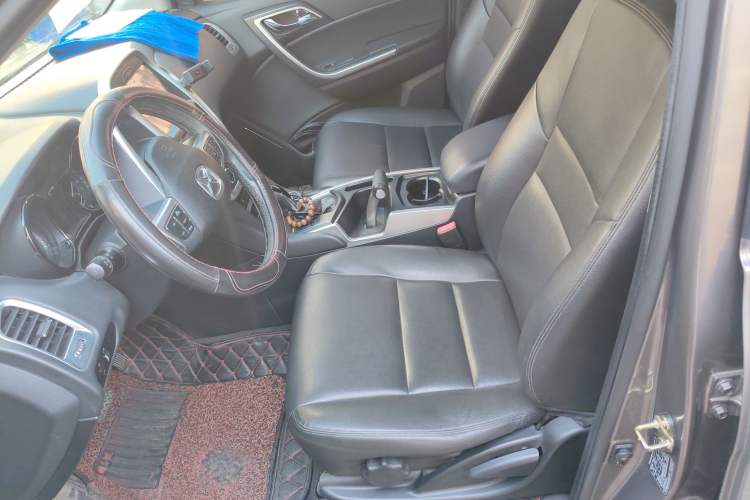 Used JMC Yusheng S350 2013 2.4T Automatic 2WD Diesel Luxury Edition 5 Seats Left Front Seat