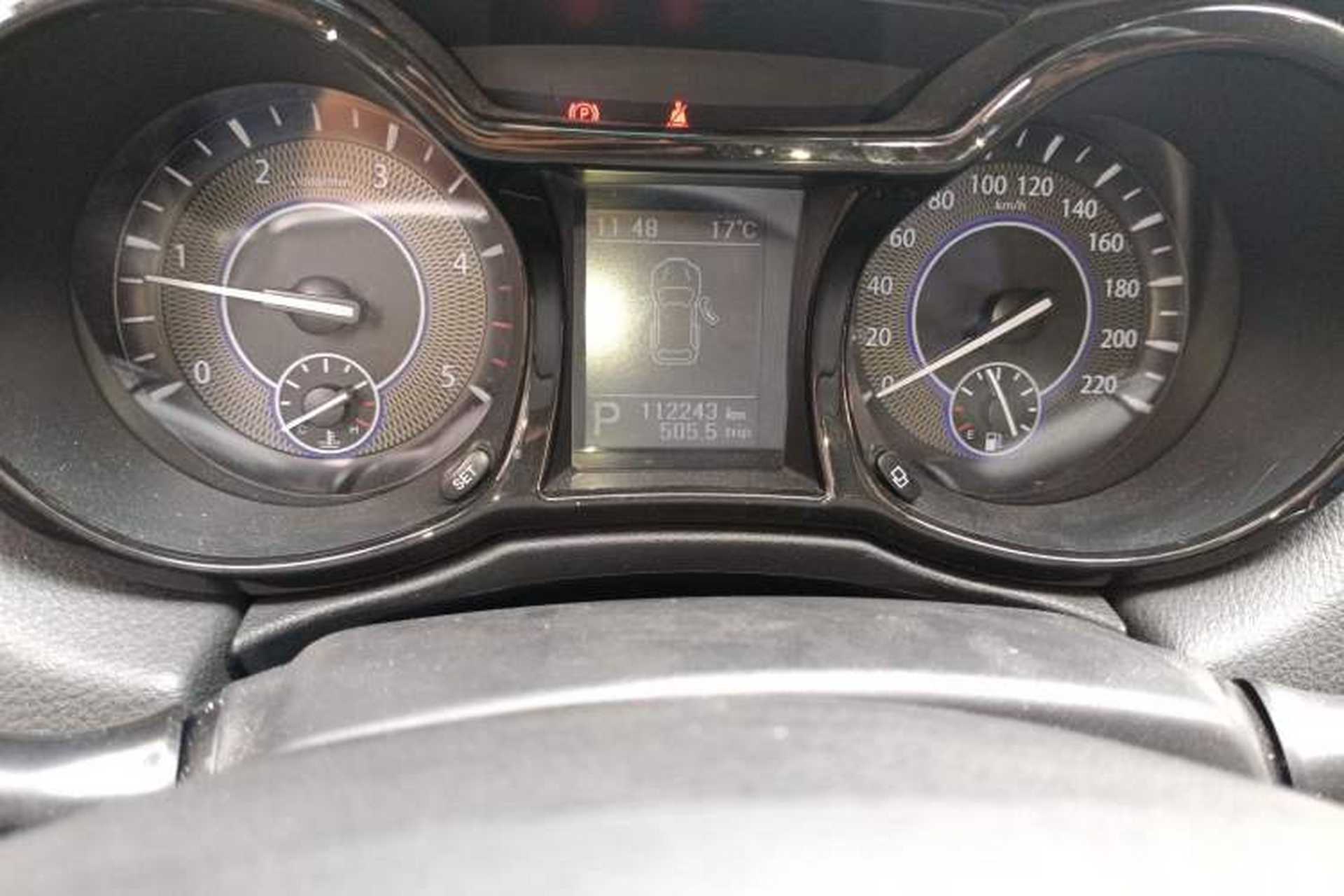 Used JMC Yusheng S350 2013 2.4T Automatic 2WD Diesel Ultra-Luxury 5-Seater Odometer Close Up