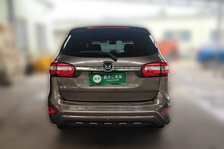 Used JMC Yusheng S350 2013 2.4T Automatic 2WD Diesel Luxury Edition 5 Seats Rear