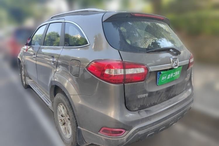 Used JMC Yusheng S350 2013 2.4T Automatic 2WD Diesel Ultra-Luxury 7-Seater Rear Left 45 Deg