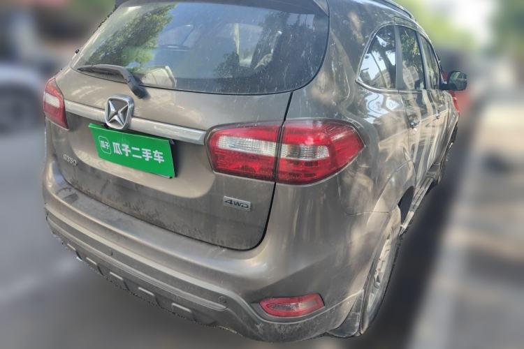 Used JMC Yusheng S350 2013 2.4T Automatic 2WD Diesel Ultra-Luxury 7-Seater Rear Right 45 Deg