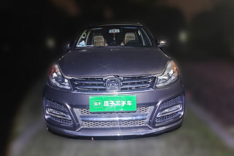 Used JMC Yusheng S350 2013 2.4T Automatic 2WD Diesel Luxury Edition 5 Seats Front