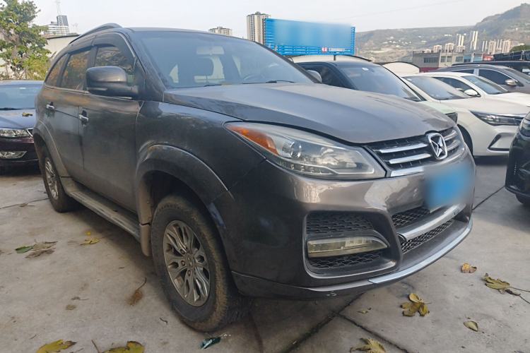 Used JMC Yusheng S350 2013 2.4T Manual Two-Wheel Drive Diesel Luxury 7-Seater Front Right 45 Deg