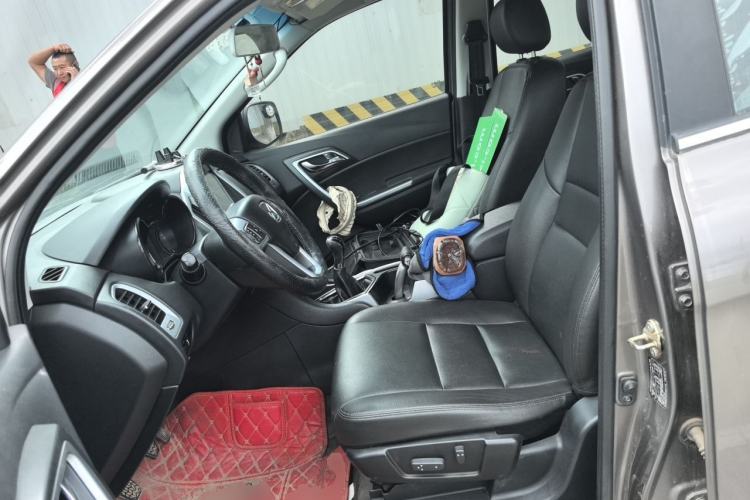 Used JMC Yusheng S350 2013 2.0T Manual Two-Wheel Drive Gasoline Ultra-Luxury 5-Seater Left Front Seat
