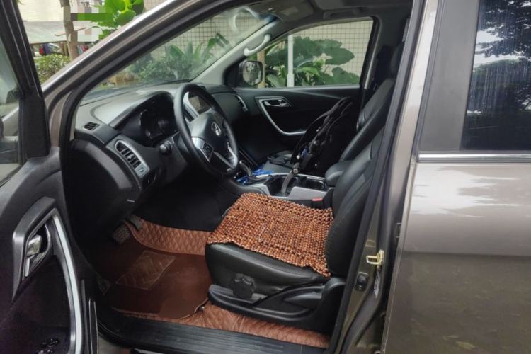 Used JMC Yusheng S350 2013 2.4T Automatic 2WD Diesel Luxury Edition 5 Seats Left Front Seat