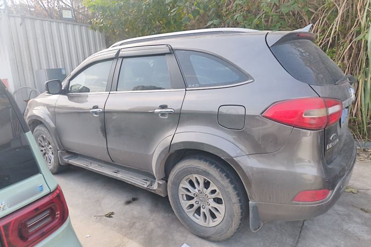 Used JMC Yusheng S350 2013 2.4T Manual Two-Wheel Drive Diesel Luxury 7-Seater Left Side