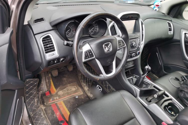 Used JMC Yusheng S350 2013 2.0T Manual Two-Wheel Drive Gasoline Luxury Edition 5 Seats Steering Wheel