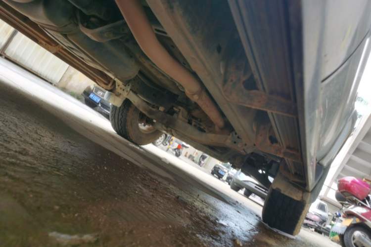 Used JMC Yusheng S350 2013 2.4T Two-Wheel-Drive Special Edition Chassis Rear Right