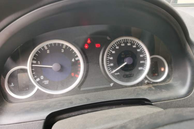 Used JMC Yusheng S350 2013 2.4T Two-Wheel-Drive Special Edition Instrument Cluster
