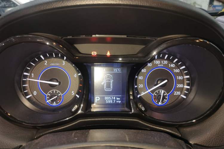 Used JMC Yusheng S350 2013 2.4T Automatic 2WD Diesel Luxury Edition 5 Seats Instrument Cluster
