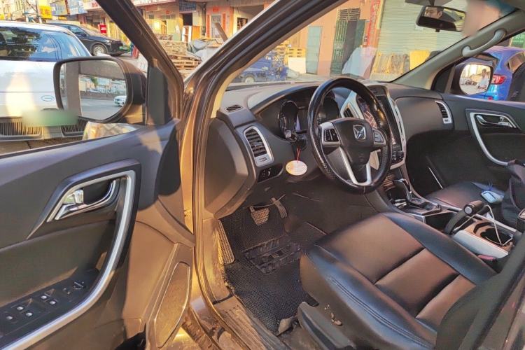 Used JMC Yusheng S350 2013 2.4T Automatic 2WD Diesel Luxury Edition 5 Seats Driver Seat