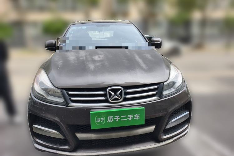 Used JMC Yusheng S350 2013 2.4T Automatic 2WD Diesel Luxury 7-Seater Front