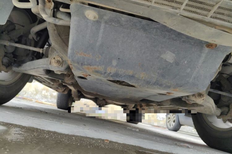 Used JMC Yusheng S350 2013 2.4T Two-Wheel-Drive Special Edition Chassis Front