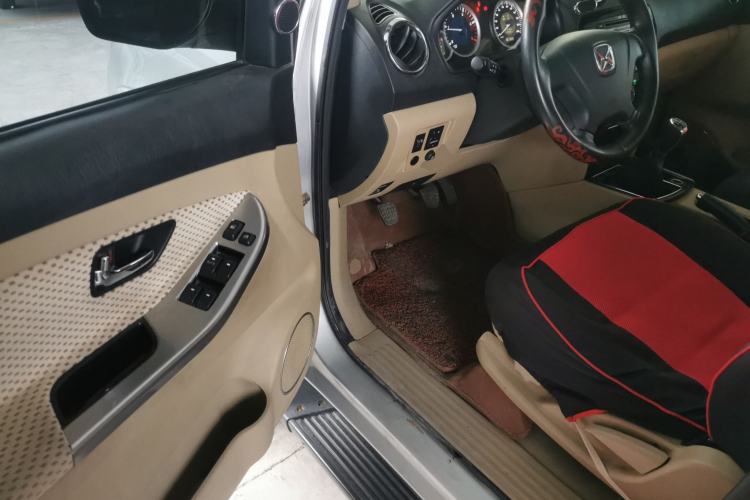 Used JMC Yusheng S350 2013 2.4T Two-Wheel-Drive Special Edition Driver Seat