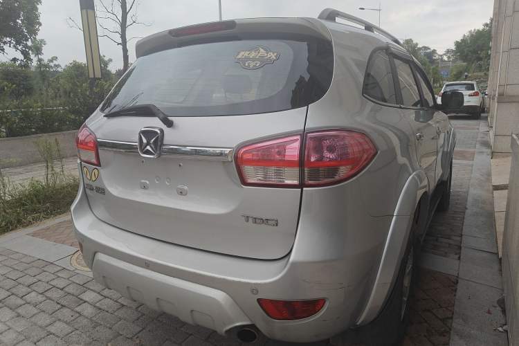 Used JMC Yusheng S350 2013 2.4T Two-Wheel-Drive Special Edition Exterior 3
