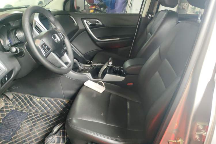 Used JMC Yusheng S350 2013 2.4T Automatic 2WD Diesel Luxury Edition 5 Seats Left Front Seat