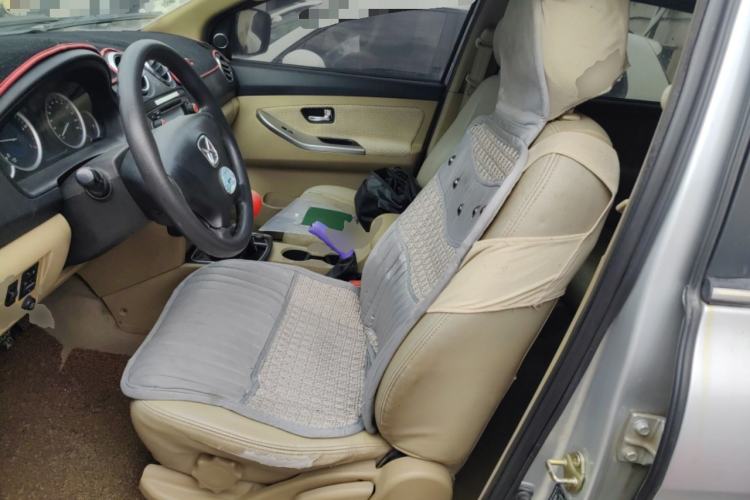 Used JMC Yusheng S350 2013 2.4T Two-Wheel-Drive Special Edition Left Front Seat