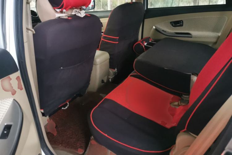 Used JMC Yusheng S350 2013 2.4T Two-Wheel-Drive Special Edition Left Rear Seat