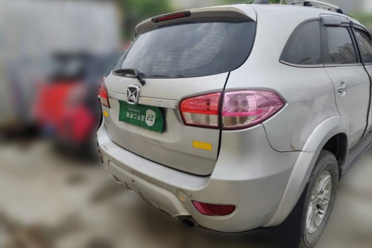 Used JMC Yusheng S350 2013 2.4T Two-Wheel-Drive Special Edition Rear