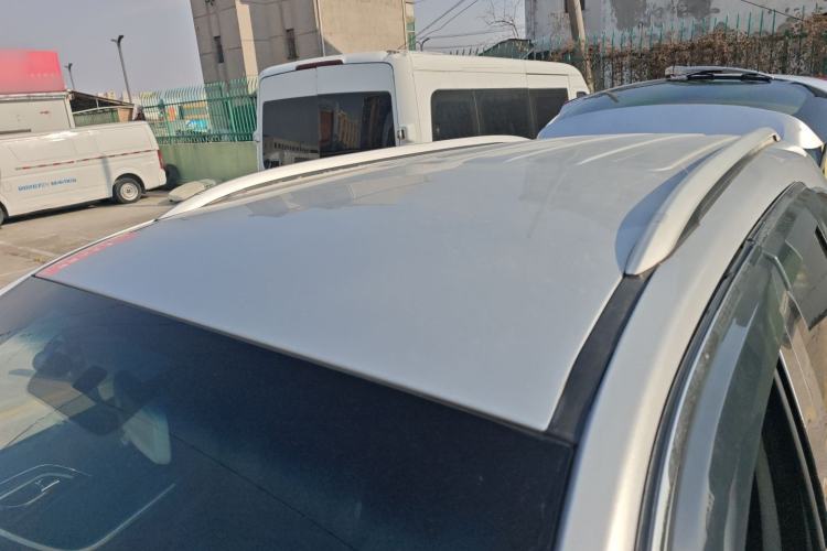 Used JMC Yusheng S350 2013 2.4T Automatic 2WD Diesel Luxury Edition 5 Seats Roof