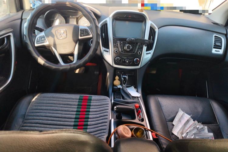 Used JMC Yusheng S350 2013 2.4T Automatic 2WD Diesel Luxury Edition 5 Seats Center Console