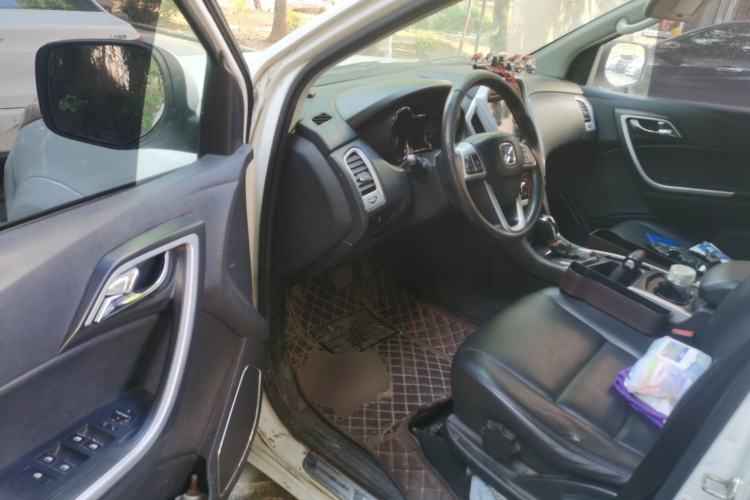 Used JMC Yusheng S350 2013 2.4T Automatic 2WD Diesel Luxury Edition 5 Seats Driver Seat