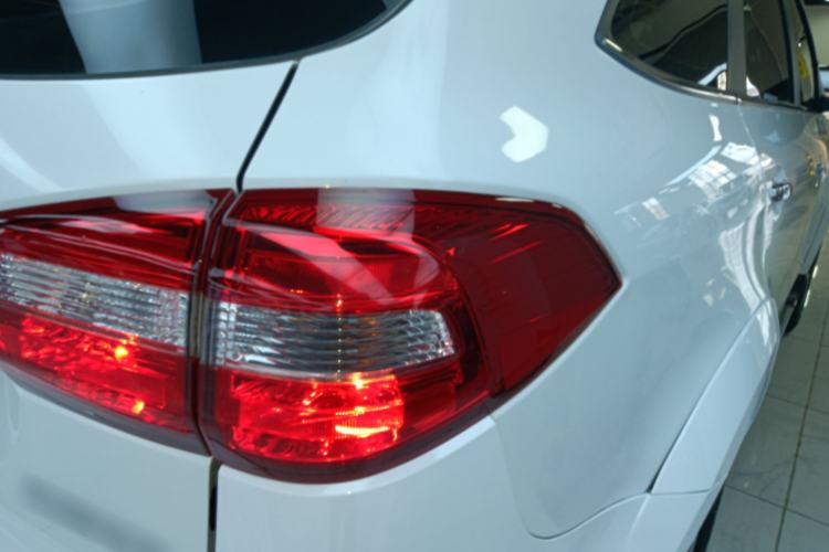 Used JMC Yusheng S350 2013 2.4T Automatic 2WD Diesel Luxury Edition 5 Seats Exterior 3