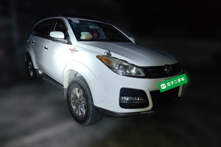 Used JMC Yusheng S350 2013 2.4T Automatic 2WD Diesel Luxury Edition 5 Seats Front Right 45 Deg