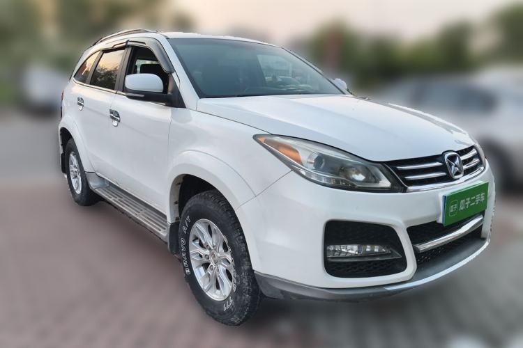 Used JMC Yusheng S350 2013 2.4T Automatic 2WD Diesel Luxury Edition 5 Seats Front Right 45 Deg