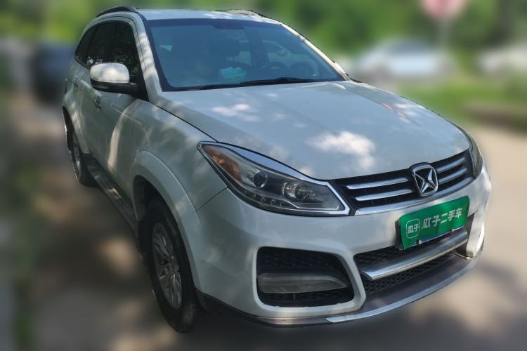 Used JMC Yusheng S350 2013 2.4T Automatic 4x4 Diesel Luxury 5-Seater Front Right 45 Deg
